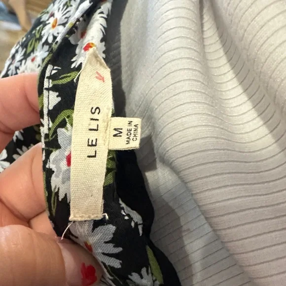 Floral Black and White double slit Women's Skirt medium - Picture 8 of 10